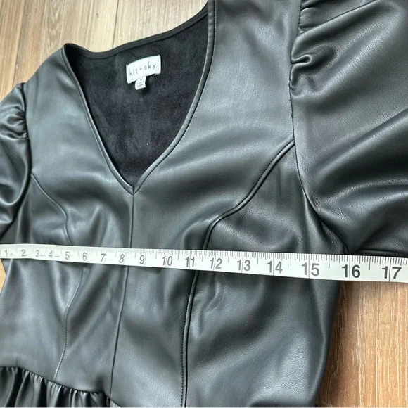 Kit & Sky Faux Leather Peplum Top Black Size Small Soft Lined Vegan Leather - Picture 8 of 8